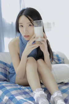 亲戚家没地方睡和妈妈睡一床